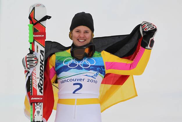 Viktoria Rebensburg ist Olmypiasiegerin im Riesenslalom aufgenommen bei den Olympischen Spielen in Whistler Mountain - Olympic Games Olympische Spiele Olympia OS Ladies Giant Slalom Alpine Skiing, Whistler Mountain British Columbia Kanada