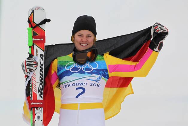 Viktoria Rebensburg ist Olmypiasiegerin im Riesenslalom aufgenommen bei den Olympischen Spielen in Whistler Mountain - Olympic Games Olympische Spiele Olympia OS Ladies Giant Slalom Alpine Skiing, Whistler Mountain British Columbia Kanada