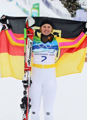 Viktoria Rebensburg ist Olmypiasiegerin im Riesenslalom aufgenommen bei den Olympischen Spielen in Whistler Mountain - Olympic Games Olympische Spiele Olympia OS Ladies Giant Slalom Alpine Skiing, Whistler Mountain British Columbia Kanada