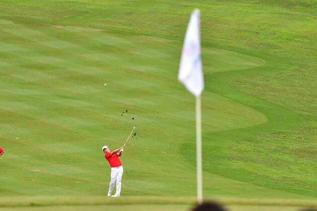 (180114) -- KUALA LUMPUR, Jan. 14, 2018 -- Team Asia s Kang Sung-Hoon competes during the EurAsia Cup 2018 at the Glenmarie Golf and Country Club in Kuala Lumpur, Malaysia, on Jan. 14, 2018. Team Europe won 14-10. ) (SP)MALAYSIA-KUALA LUMPUR-GOLF-EURASIA CUP-FINAL ChongxVoonxChung 