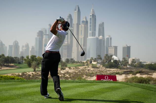 Themen der Woche - SPORT Bilder des Tages - SPORT Sergio Garcia of Spain tees off during the third round of the Omega Dubai Desert Classic European Tour 2018 at the Emirates Golf Club, Dubai, UAE on 27 January 2018. Copyright: xGrantxWinterx 18690086