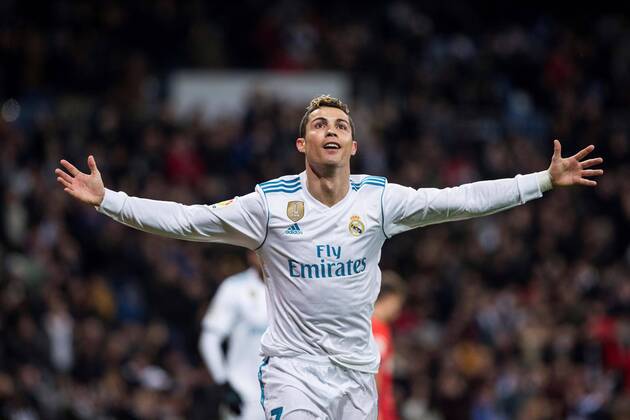 Real Madrid s Cristiano Ronaldo celebrates after scoring the 4-0 for his team during the Spanish Primera Division soccer match between Real Madrid and Real Sociedad at the Santiago Bernabeu stadium, Madrid, Spain, 10 February 2018. Real Madrid vs Real Sociedad !ACHTUNG: NUR REDAKTIONELLE NUTZUNG! Copyright: xRODRIGOxJIMENEZx GRAF8942 20180210-636538978117022184