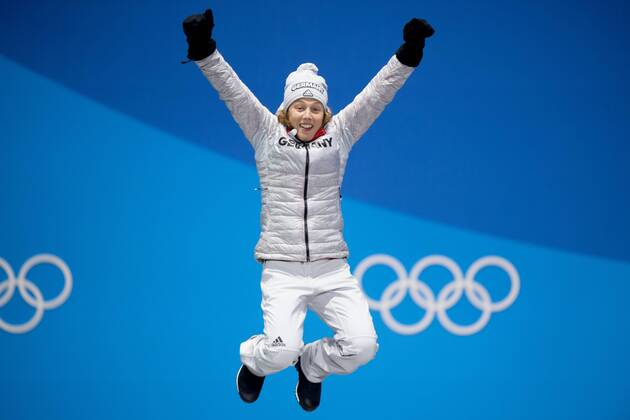 180211 Laura Dahlmeier of Germany, Gold, at the medal ceremony for the Women s Skiathlon during day two of the 2018 Winter Olympics on February 11, 2018 in Pyeongchang. Photo: Jon Olav Nesvold BILDBYRN kod JE 160153 Copyright: JONxOLAVxNESVOLD BB180211BB739