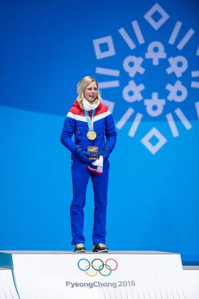 180213 Maren Lundby of Norway, gold, at the medal ceremony for the Women s Ski jumping Skispringen Ski nordisch during day four of the 2018 Winter Olympics on February 13, 2018 in Pyeongchang. Photo: Jon Olav Nesvold BILDBYRAN kod JE 160160 Copyright: JONxOLAVxNESVOLD BB180213JE068