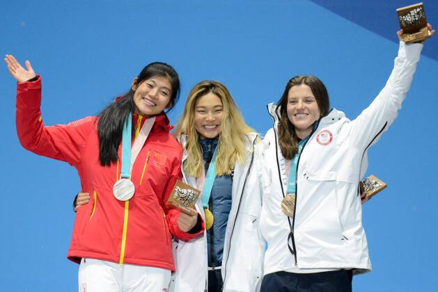 February 13, 2018 - Pyeongchang, South Korea - LIU JIAYU of China , CHLOE KIM of the United States and ARIELLE GOLD of the United States with their medals from the Ladies Halfpipe snowboard event in the PyeongChang Olympic Games Olympische Spiele Olympia OS PyeongChang 18: Snowboard Women - ZUMAl132 20180213_zap_l132_001 Copyright: xChristopherxLevyx