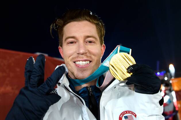 PyeongChang 2018 - Highlights der Olympischen Spiele Themen der Woche - SPORT Olympia-Bilder des Tages - SPORT 180214 Shaun White of USA with his gold medal at the medal ceremony for the Women s Cross Country Sprint during day five of the 2018 Winter Olympics on February 14, 2018 in Pyeongchang. Photo: Carl Sandin BILDBYRN kod CS 57999_292 Copyright: CARLxSANDIN BB180214CS127