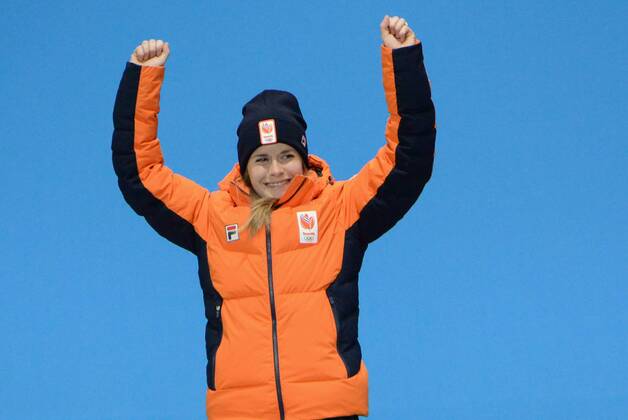 February 14, 2018 - Pyeongchang, South Korea - YARA VAN KERKHOF of the Netherlands reacts before receiving the silver medal for the Ladies Short Track 500m skating event in the PyeongChang Olympic Games Olympische Spiele Olympia OS PyeongChang 18: Short Track Speed skating Eisschnelllauf Women - ZUMAl132 20180214_zap_l132_026 Copyright: xChristopherxLevyx