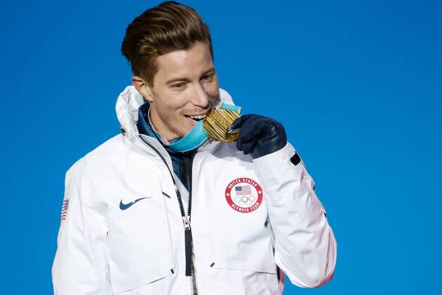 Men s Snowboard Halfpipe gold medalist Shaun White of the United States poses for a photo at the medals ceremony for the 2018 Pyeongchang Winter Olympics at the Pyeongchang Medals Plaza in Pyeongchang, South Korea, on February 14, 2018.  OLY20180214147 MATTHEWxHEALEY