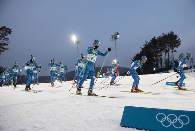 allgemein, Feature, Randmotiv, Vorlaeufer, Pulk, Laeuferfeld auf der Langlauf-Strecke, Nordische Kombination der Maenner, Nordic Combined - Ind. Gund. NH 10km, Cross-Country am 14.02.2018, Alpensia Cross-Country Skiing Centre Olympische Winterspiele 2018, vom 09.02. - 25.02.2018 in PyeongChang Suedkorea.