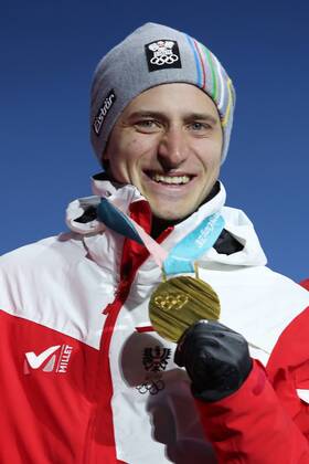 OLYMPICS - 2018 Winter Olympics PYEONGCHANG,SOUTH KOREA,16.FEB.18 - OLYMPICS, ALPINE SKIING - Olympic Winter games Winterspiele Spiele Summer games PyeongChang 2018, Medals Plaza, Super G, men, award ceremony. Image shows Matthias Mayer (AUT). GEPAxpictures xMathiasxMandl