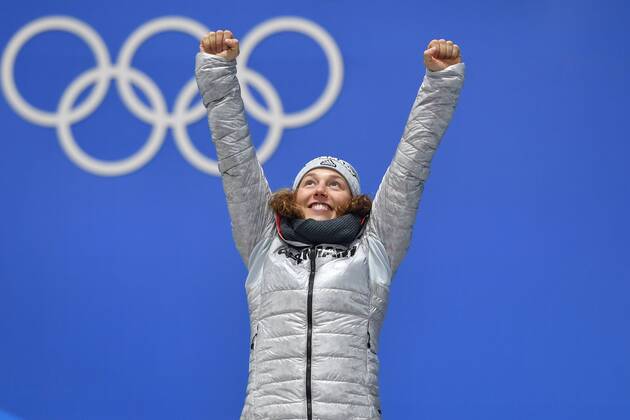 Laura DAHLMEIER (GER) Jubel,Freude,Begeisterung, Biathlon,15 km Einzel der Frauen,Siegerehrung,Victory Ceremony,PyeongChang Olympic Medals Plaza am 16.02.2018. Olympische Winterspiele 2018, vom 09.02. - 25.02.2018 in PyeongChang Suedkorea.