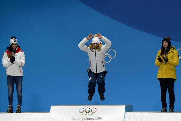 February 17, 2018 - Pyeongchang, South Korea - ESTER LEDECKA of the Czech Republic celebrates winning the gold medal in the Ladies Super-G event in the PyeongChang Olympic Games Olympische Spiele Olympia OS Pyeongchang 18: Medal Winners - ZUMAl132 20180217_zap_l132_010 Copyright: xChristopherxLevyx