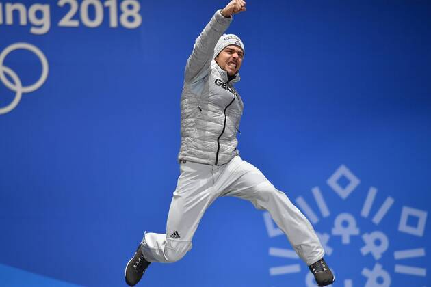 Johannes RYDZEK (GER), Jubel,Freude,Begeisterung,.Jubelsprung, Nordic Combined - Ind. Gund. LH 10km, Cross-Country Siegerehrung,Nordische Kombination. Victory Ceremony,PyeongChang Olympic Medals Plaza am 21.02.2018. Olympische Winterspiele 2018, vom 09.02. - 25.02.2018 in PyeongChang Suedkorea.