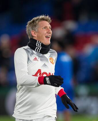 Bastian Schweinsteiger of Manchester United ManU looks to be enjoying warm up before the EPL - Premier League match between Crystal Palace and Manchester United at Selhurst Park, London, England on 14 December 2016. Copyright: xAndyxRowlandx PMI-0847