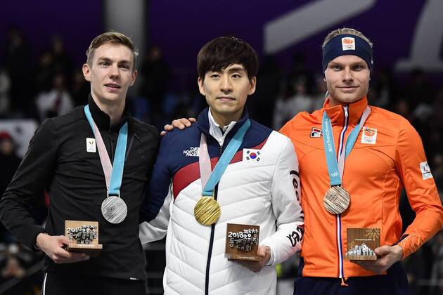 Belgian silver medalist Bart Swings, South Korean gold medalist Seung-Hoon Lee and Dutch bronze medalist Koen Verweij pictured on the podium during the medal ceremony after the men s mass start Speed skating Eisschnelllauf event at the XXIII Olympic Winter games Winterspiele Spiele Summer games Saturday 24 February 2018, in Pyeongchang, South Korea. The Winter Olympics are taking place from 9 February to 25 February in Pyeongchang County, South Korea. DIRKxWAEM  x05301959x