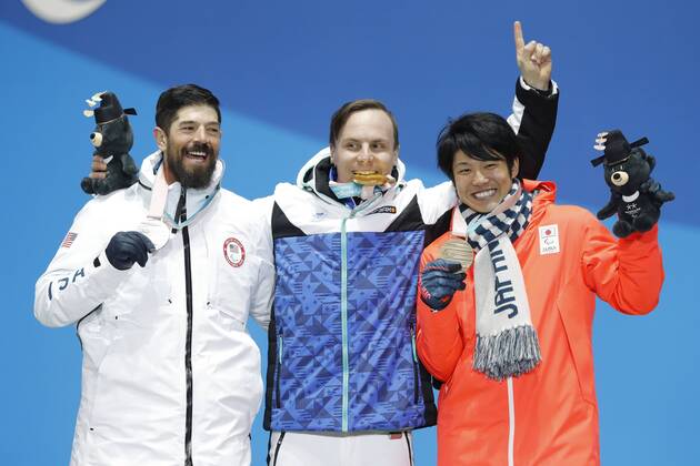 (L-R) Keith Gabel (USA), HamariMatti Suur (FIN), Gurimu Narita (JPN), MARCH 12, 2018 - Snowboarding : Men s Snowboard Cross Standing Medal Ceremony at PyeongChang Medals Plaza during the PyeongChang 2018 Paralympics Winter games Winterspiele Spiele Summer games in Pyeongchang, South Korea. NoxThirdxPartyxSales  (74028371)