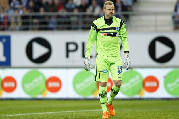 - GENT, BELGIUM: Gent s goalkeeper Matz Sels pictured during the Jupiler Pro League match between KAA Gent and KV Kortrijk, in Gent, Sunday 05 April 2015, on the first day of the Play-off 1. KRISTOFxVANxACCOM x77560211x