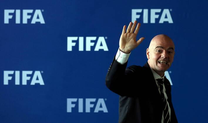 Bilder des Tages - SPORT President of FIFA, Gianni Infantino, participates in a press conference PK Pressekonferenz in Bogota, Colombia, 16 March 2018. FIFA approved the use of VAR system (video arbitration system) at the 2018 World Cup in Russia during the sixth session of the Council of that entity held today in Bogota. FIFA approves the use of VAR in the 2018 World Cup in Russia !ACHTUNG: NUR REDAKTIONELLE NUTZUNG!  Copyright: xMauricioxDuenasxCastanedax BOG160 20180316-636568340958854423