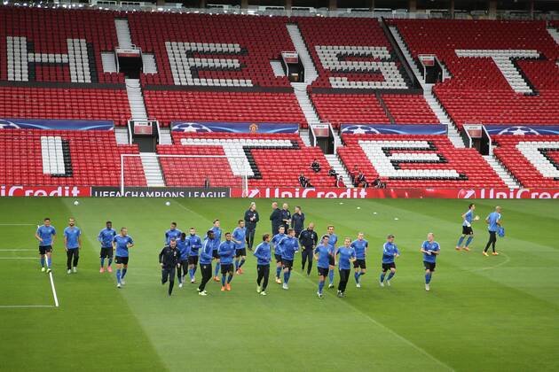 - MANCHESTER, UNITED KINGDOM: Club s players pictured during a training session of Belgian soccer team Club Brugge KV in Manchester, United Kingdom, Monday 17 August 2015. Tomorrow Club is playing British soccer club Manchester United ManU FC, the first leg game of the play-offs for the UEFA Champions League competition. BRUNOxFAHY x84299080x