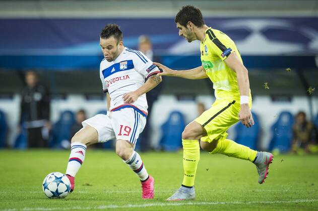 - GENT, BELGIUM: Lyon s Mathieu Valbuena and Gent s Stefan Mitrovic fight for the ball during the first game in the group stage of the Uefa Champions League competition, in group H, between Belgian first league soccer team KAA Gent and Olympique Lyon, in Gent, Wednesday 16 September 2015. JASPERxJACOBS x85281389x