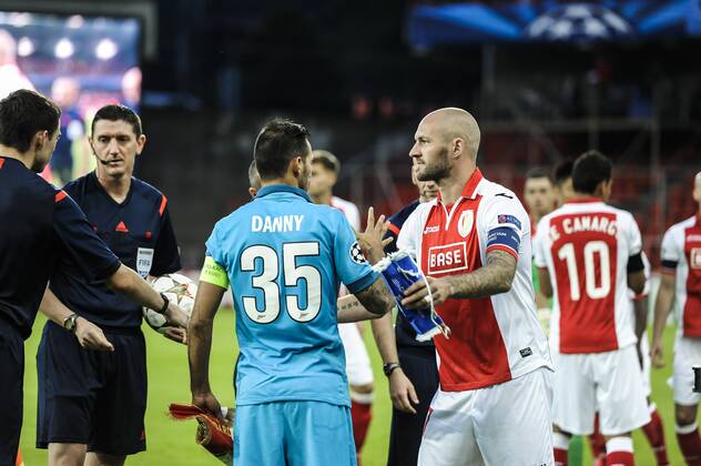 - LIEGE, BELGIUM: Zenit s Danny and Standard s Jelle Van Damme pictured at the start of the first leg match between Belgian first division soccer team Standard de Liege and Russian team FC Zenit Saint Petersburg in the playoffs for the UEFA Champions League competition, Wednesday 20 August 2014, in Liege. NICOLASxLAMBERT x61261723x