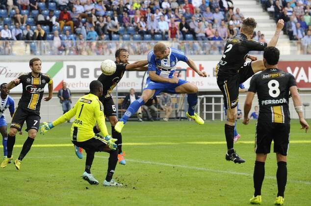 - GENT, BELGIUM: Gent s Laurent Depoitre scores a goal during the Jupiler Pro League match between AA Gent and Lokeren, in Gent, Sunday 28 September 2014, on day 9 of the Belgian soccer championship. JOHNxTHYS x63062771x