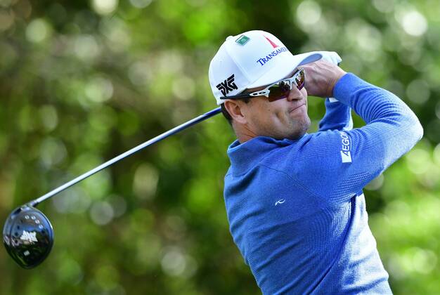 Paul Casey watches his drive off the 2nd tee during the first round of the 2018 Masters Tournament at the Augusta National Golf Club in Augusta, Georgia, on April 5, 2018.  AUG20180405329 KEVINxDIETSCH