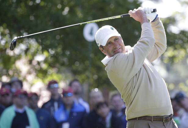 Jose Maria Olazabal hits his tee shot on the 4th hole in the 1st round of the 2018 Masters Tournament at the Augusta National Golf Club in Augusta, Georgia, on April 5, 2018.  AUG20180405115 JOHNxANGELILLO