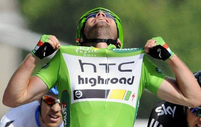 - PARIS, FRANCE: Holder of the green jersey of leader in the sprint ranking British Mark Cavendish of Team HTC - High Road celebrates as he crosses the finish line after the twenty first and final stage of the Tour de France cycling race, from Creteil to Paris (95km), in France, Sunday 24 July 2011. The 98th Tour de France ends on the Champs-Elysees in Paris today. ERICxLALMAND  x28358943x