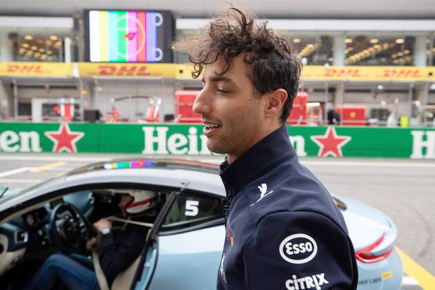 Daniel Ricciardo (Red Bull Racing) , Grosser Preis von China 2018, Ankunft der Fahrer 12.04.18, Shanghai Copyright: xEIBNER Illmannx EP_EER