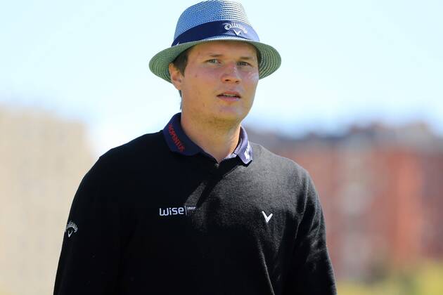 Tapio Pulkkanen of Finland poses on the third day of Madrid Open golf tournament at the National Golf Course in Madrid, Spain, 14 April 2018. The Madrid Open runs from 12 to 15 April. Madrid Open !ACHTUNG: NUR REDAKTIONELLE NUTZUNG!  Copyright: xVICTORxLERENAx GRAF3686 20180414-636593147086982821