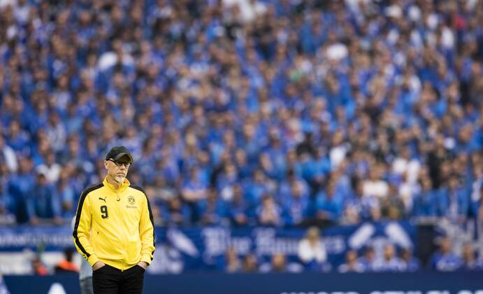 Themen der Woche - SPORT KW15 Bilder des Tages - SPORT Gelsenkirchen, 15.04.2018 Trainer Peter Stöger (BvB) FC Schalke 04 - Borussia Dortmund