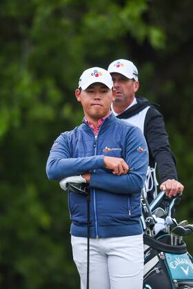 SAN ANTONIO, TX - APRIL 20: Si Woo Kim waits to tee off during the second round of the Valero Texas Open at the TPC San Antonio Oaks Course in San Antonio, TX on April 20, 2018. (Photo by Daniel Dunn Icon Sportswire) GOLF: APR 20 PGA Golf Herren - Valero Texas Open Icon18042012 EDITORIAL USE ONLY