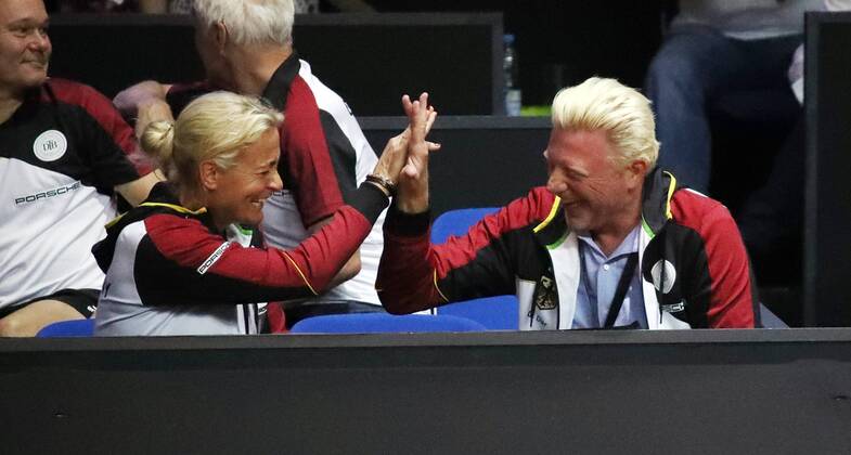 Themen der Woche - SPORT Bilder des Tages - SPORT Tennis Fed Cup 2018 Deutschland - Tschechien Deutschland, Stuttgart, 21.04.2018, Tennis, Fed Cup 2018, Deutschland - Tschechien: v.l. Barbara Rittner, Boris Becker.