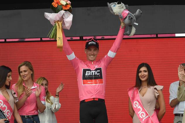 05-05-2018 Giro D italia; Tappa 02 Haifa - Tel Aviv; 2018, Bmc Racing Team; Dennis, Rohan; Refaeli, Bar; Tel Aviv; 