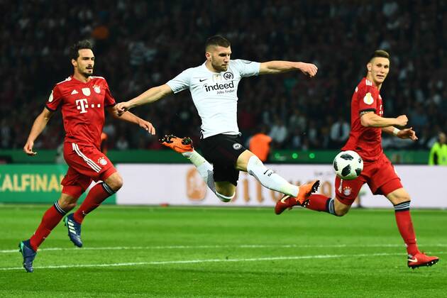 Themen der Woche - SPORT KW20 Bilder des Tages - SPORT 19.05.2018, xjhx, DFB Pokalfinale Herren, Eintracht Frankfurt - FC Bayern Muenchen, emspor v.l. Goal scored, Tor zum 1:2 durch Ante Rebic (SGE - Eintracht Frankfurt) Berlin