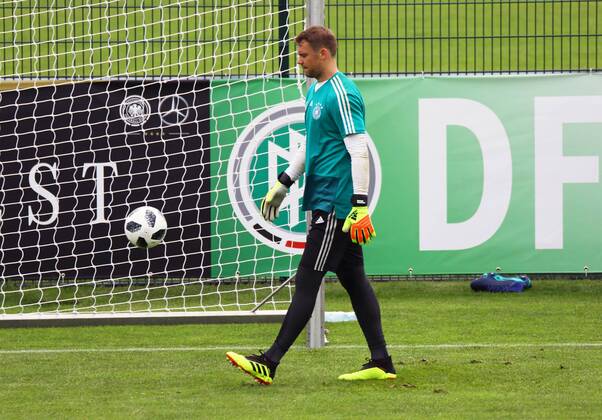 Torwart Manuel Neuer (Deutschland Germany) - 24.05.2018: Training der Deutschen Nationalmannschaft zur WM-Vorbereitung in der Sportzone Rungg in Eppan Südtirol