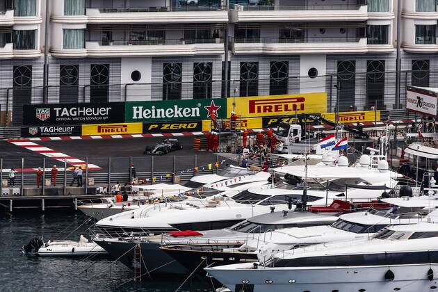 May 24, 2018 - Montecarlo, Monaco - 44 Lewis Hamilton from Great Britain Mercedes W09 Hybrid EQ Power+ team Mercedes GP during the Monaco Formula One Grand Prix at Monaco on 24th of May, 2018 in Montecarlo, Monaco. F1 Grand Prix of Monaco - Practice - ZUMAn230 20180524_zaa_n230_667 Copyright: xXavierxBonillax