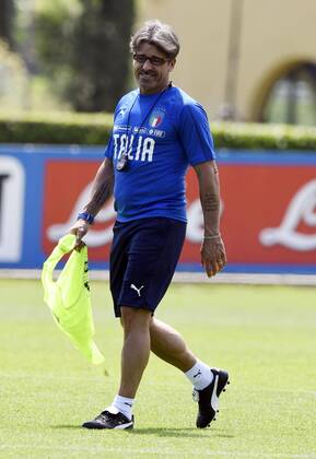 IPP20180524 Football - soccer: FIFA World Cup WM Weltmeisterschaft Fussball 2018 Russia, Preparation national team Nationalteam Of Italy, Alberico Evani assistente allenatore (Verwendung nur in Deutschland - GERMANY ONLY) *** IPP20180524 Football soccer FIFA World Cup 2018 Russia National Team Of Italy preparation Alberico Evani assistente allenatore Use only in Germany GERMANY ONLY