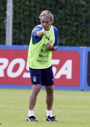 IPP20180524 Football - soccer: FIFA World Cup WM Weltmeisterschaft Fussball 2018 Russia, Preparation national team Nationalteam Of Italy, Roberto Mancini allenatore italia (Verwendung nur in Deutschland - GERMANY ONLY) *** IPP20180524 Football soccer FIFA World Cup 2018 Russia National Team Of Italy Roberto Mancini allenatore italia Only used in Germany GERMANY ONLY