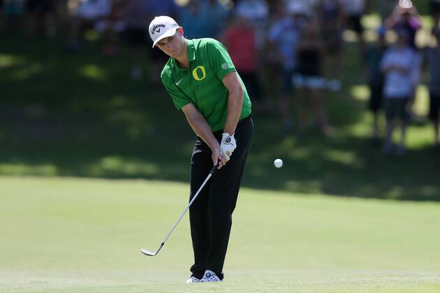 FORT WORTH, TX - MAY 25: Aaron Wise chips onto the 5 green during the second round of the Fort Worth Invitational on May 25, 2018 at Colonial Country Club in Fort Worth, TX. (Photo by Andrew Dieb Icon Sportswire) GOLF: MAY 25 PGA Golf Herren - Fort Worth Invitational Icon180525060 EDITORIAL USE ONLY
