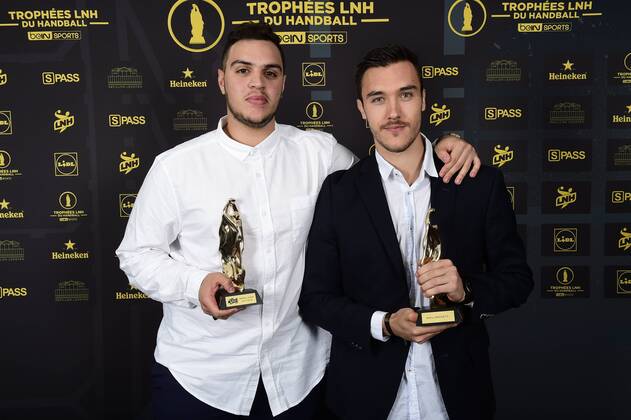 Samir Bellahceme - trophee du meilleur Espoir de Lidl StarLigue Arthur Anquetil - trophee du meilleur Espoir de Proligue HANDBALL : Ceremonie des trophees des champions LNH 2018 - Paris - 01 06 2018 JBAutissier Panoramic 