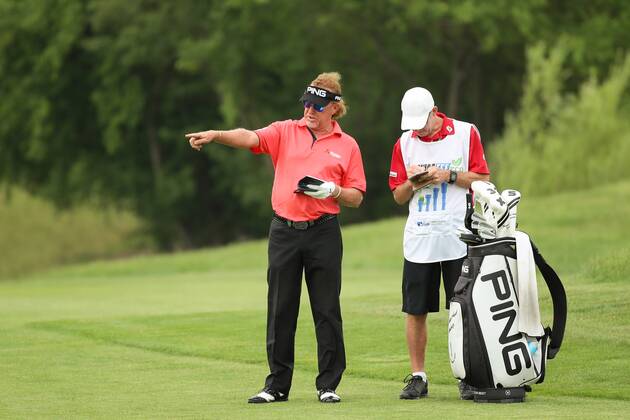 GOLF - PGA Golf Herren Shot Clock Masters 2018 ATZENBRUGG,AUSTRIA,08.JUN.18 - GOLF - PGA European Tour, Shot Clock Masters, Diamond Country Club. Image shows Miguel Angel Jimenez (ESP) with his caddy. GEPAxpictures xChristianxWalgram