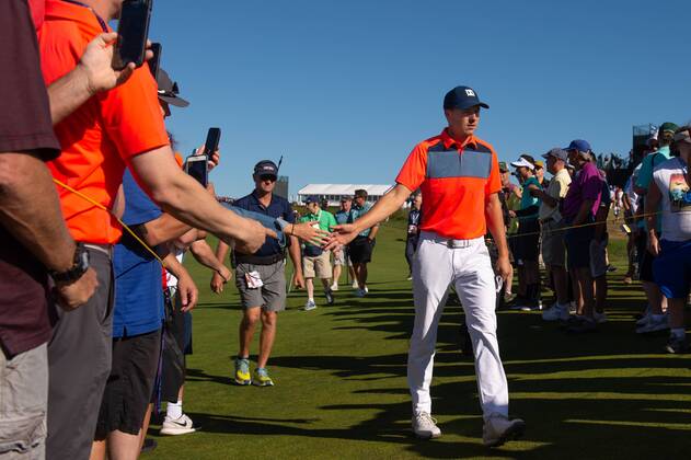 Jordan Spieth walks to the 11th tee box in the first round of the 118th U.S. Open Championship at Shinnecock Hills Golf Club in Southampton, New York on June 14, 2018.  NYP20180614116 COREYxSIPKIN