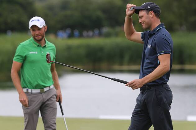Martin Kaymer (GER) spielt um den Sieger, mit dem letzten Put zum Birdie auf Loch 18. rettet er den 2. Platz, Emotion, Erleichterung, Platz. 2 , Im Hintergrund Maximilian Kieffer (GER), 4. Tag, 30. BMW International Open, Golf, Golf Open, Gut Lärchenhof, Köln, 24.06.2018 BMW International Open , Golf Köln Copyright: xRoskaritzx Eibner-Pressefotox EP_fh_rrz