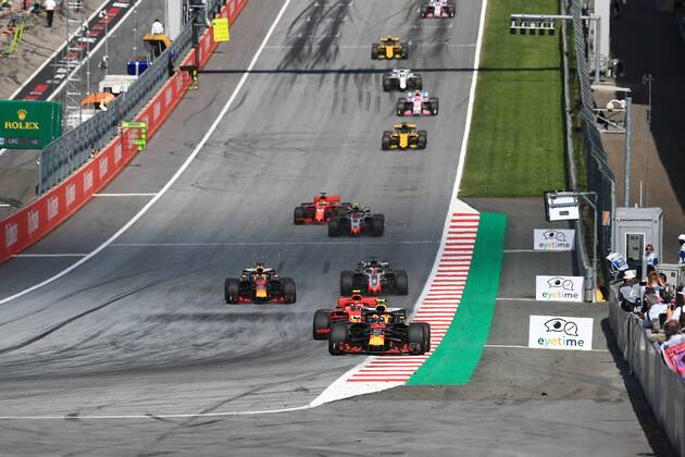 1st July 2018, Red Bull Ring, Spielberg, Austria; Austrian Formula One Grand Prix, Sunday race day; Aston Martin Red Bull Racing TAG Heuer, Max Verstappen stays in touch with the leaders  ActionPlus12043168 LeannexBoon