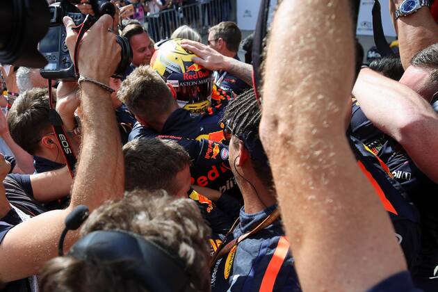 FORMULA 1 - GP of Austria 2018 SPIELBERG,AUSTRIA,01.JUL.18 - MOTORSPORTS - Grand Prix of Austria, Red Bull Ring. Image shows the rejoicing of Max Verstappen (NED Red Bull Racing). GEPAxpictures xChristianxWalgram