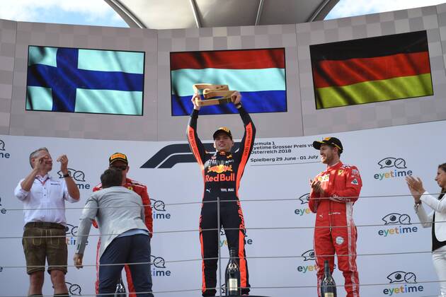 Max Verstappen (Aston Martin Red Bull Racing) jubelt auf dem Podium, Formel 1 Grosser Preis von Oesterreich, Red Bull Ring, 01.07.2018.2018, Formel 1 Grosser Preis von Oesterreich, Red Bull Ring, 01.07.2018 Spielberg Copyright: xEIBNER Florian_Schustx EP_SCHUST