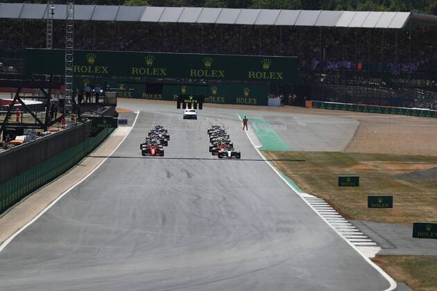 8th July 2018, Silverstone Circuit, Silverstone, England; British Formula One Grand Prix, Race Day; Lewis Hamilton on pole as the race lights change  ActionPlus12045454 Octane