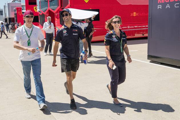 Daniel Ricciardo (Red Bull Racing), Bildmitte GBR, FIA, Formel 1, Grosser Preis von Grossbritannien, Rennen Silverstone Copyright: xEIBNER Illmannx EP_EER